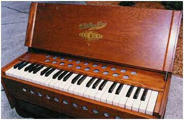 Folding or Portable Organ